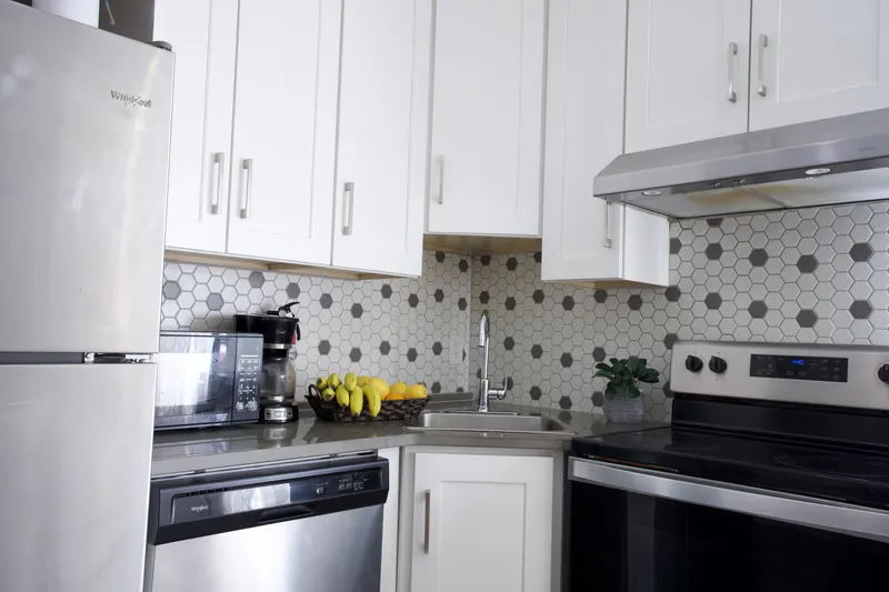 Decarie 307 Lovely 1 bedroom entire apartment - 5