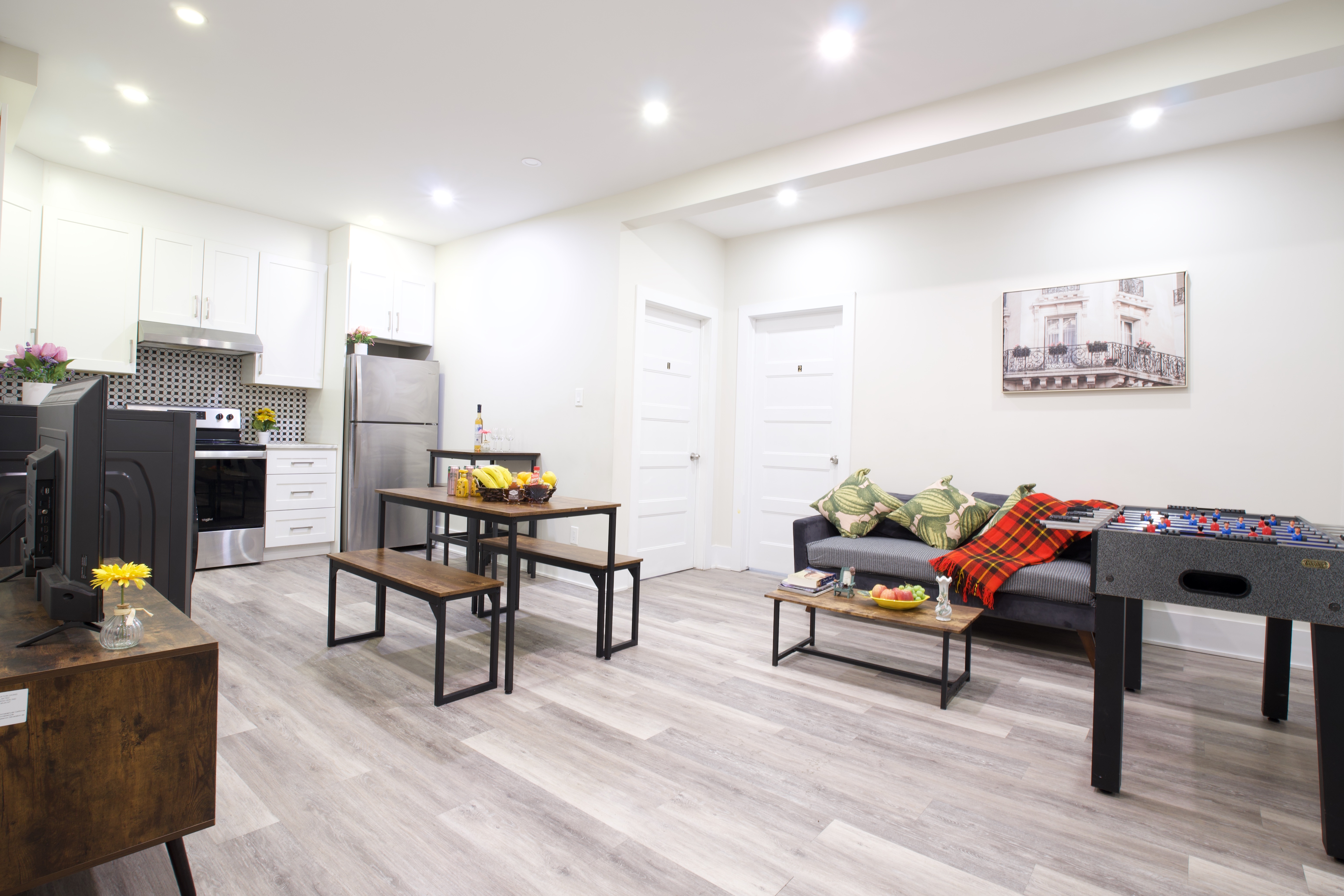 Warmly near city center Decarie 304 Indoor parking space #4