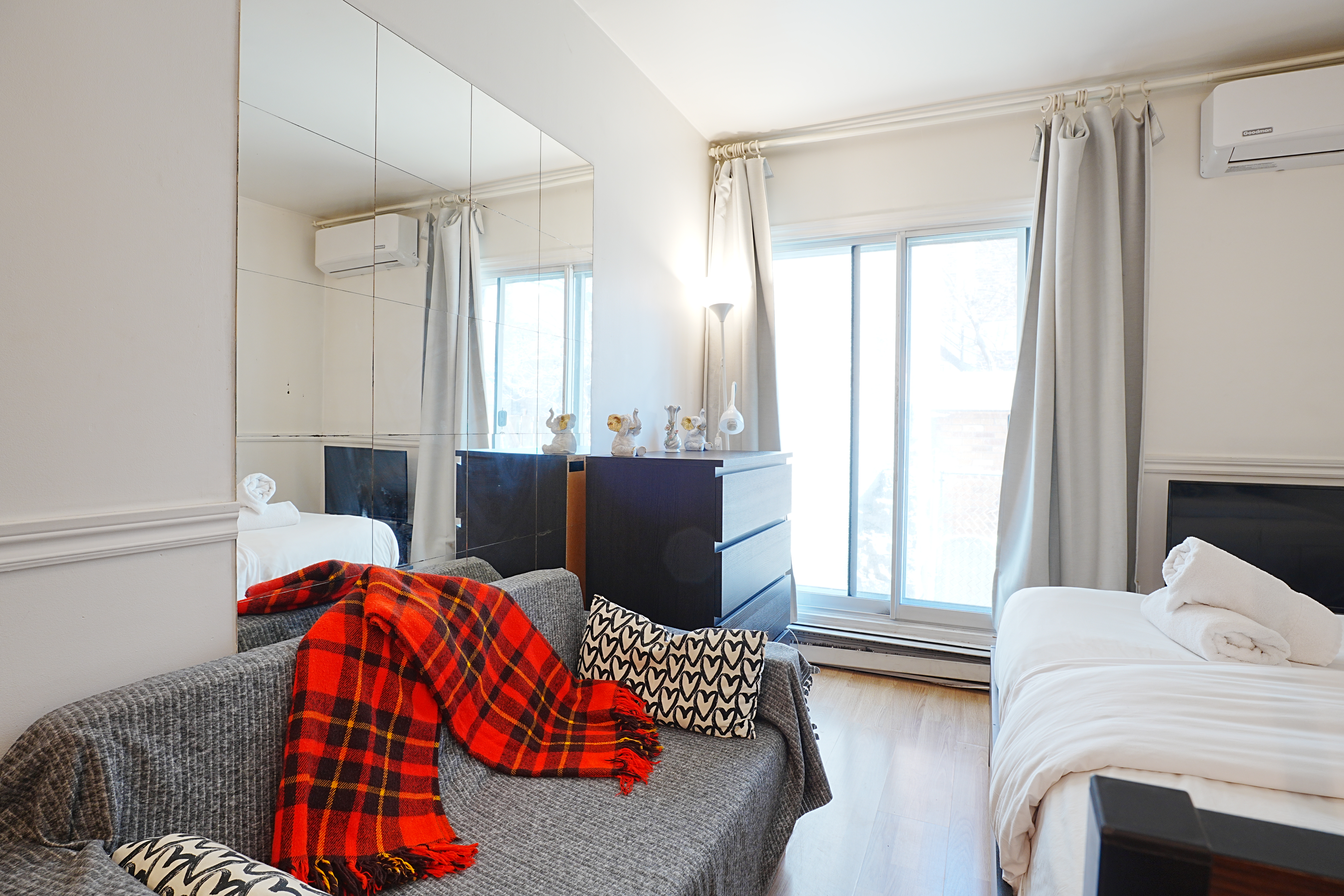 Cozy stays near city center St-denis 209 - 2
