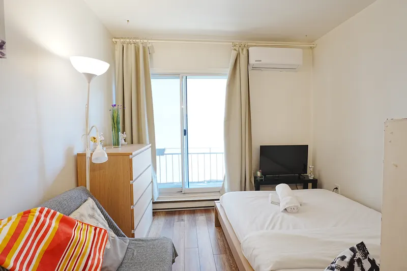 Cozy stays near city center St-denis 206 - 2