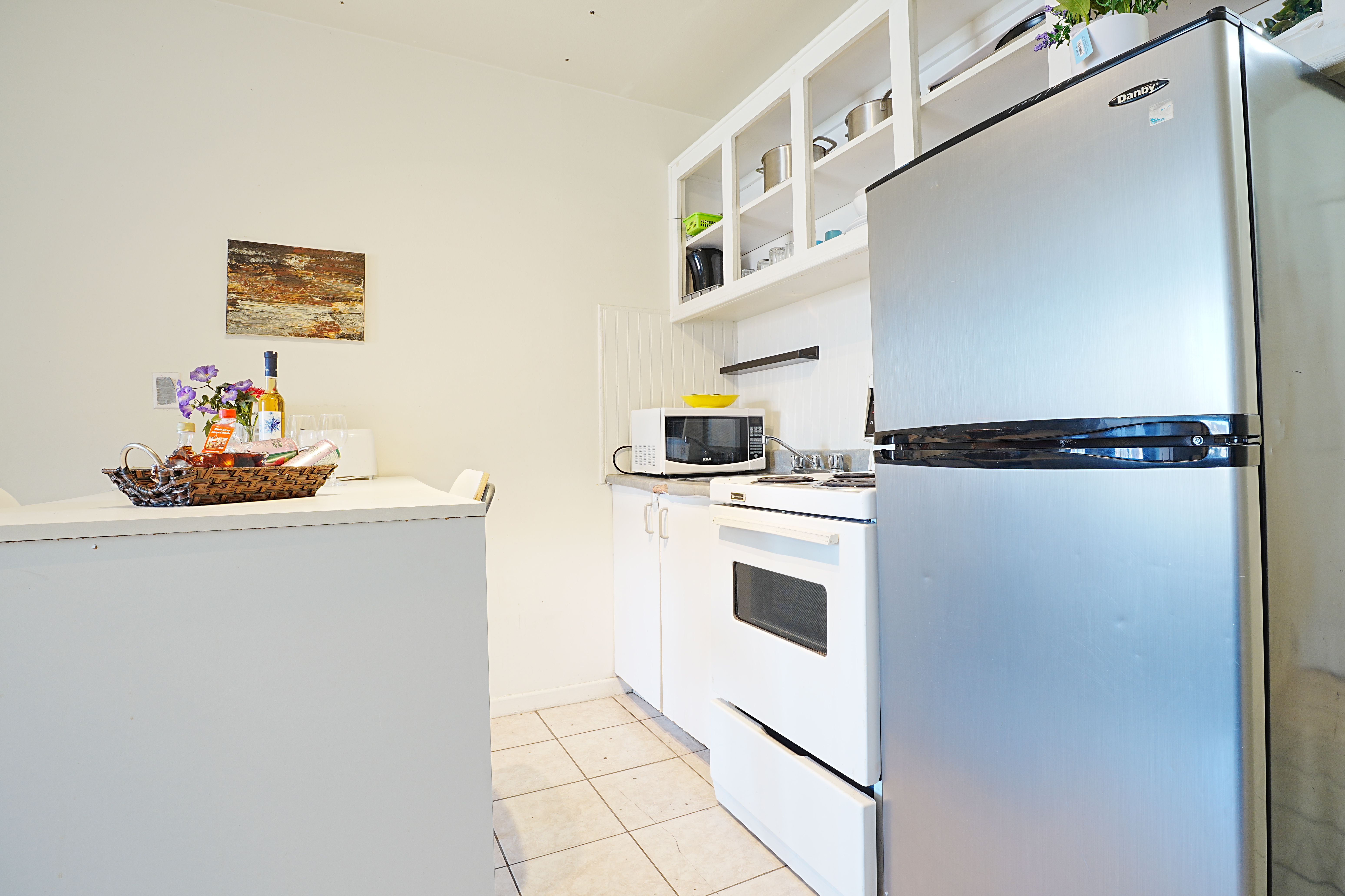 Cozy near Metro city center St-Denis 300 - 3