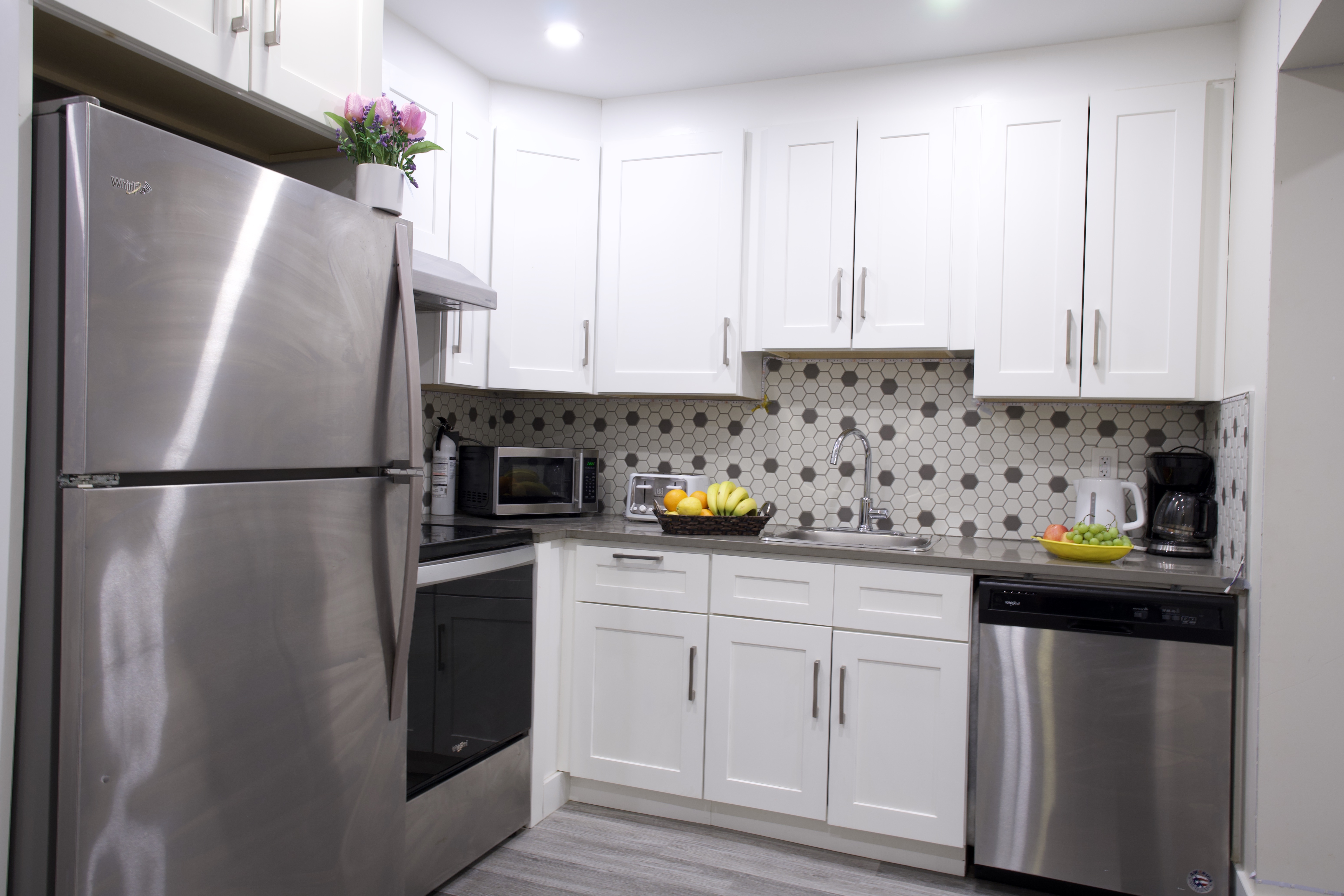 Cozy warm near city center Decarie 002 - 4
