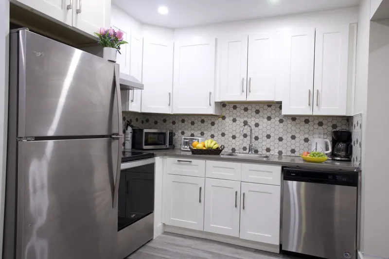Cozy warm near city center Decarie 002 - 4
