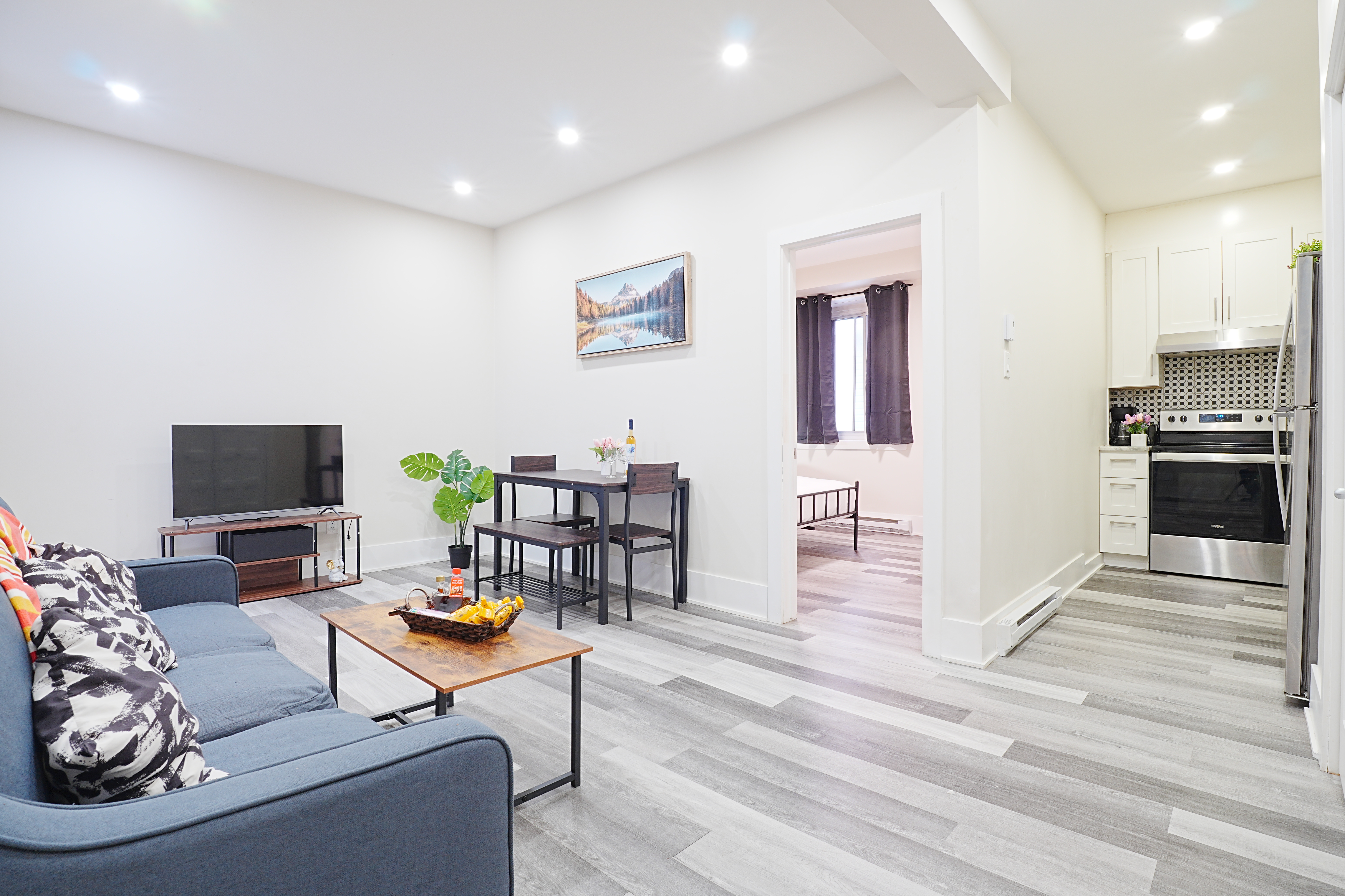 Cozy Stays Decarie 103